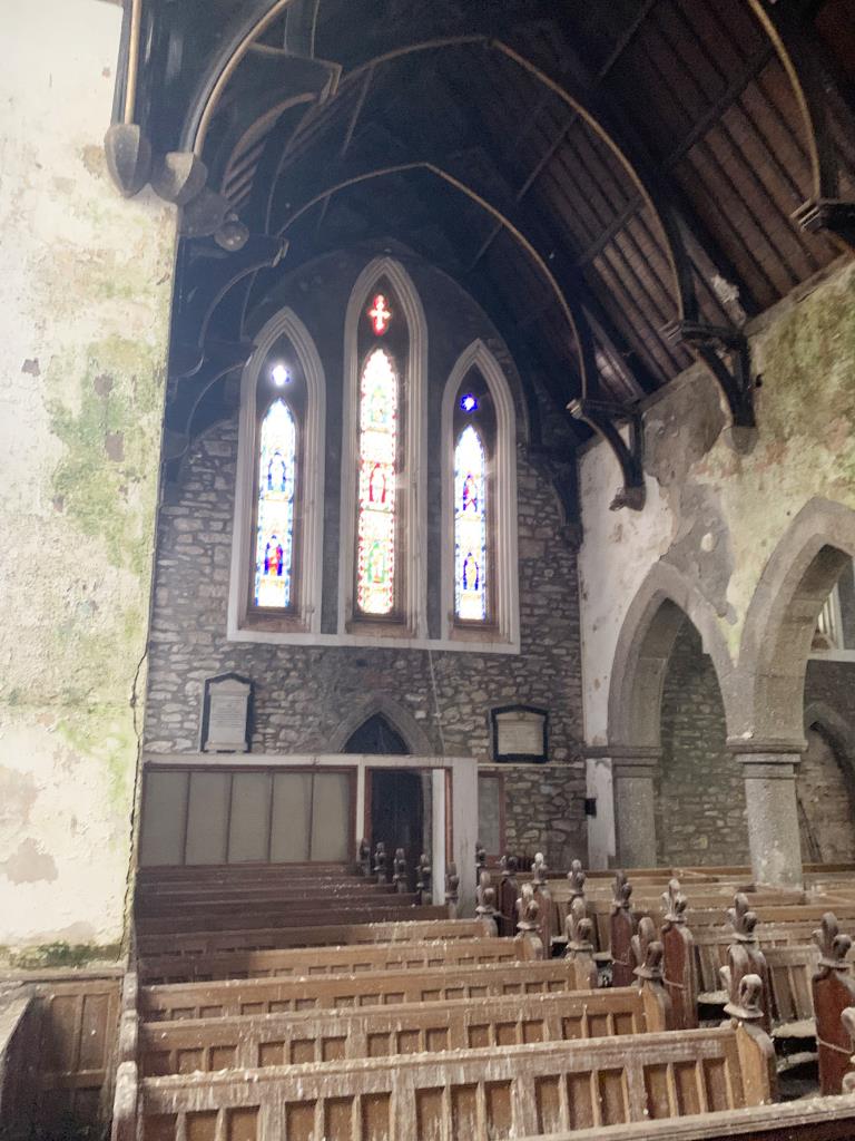 Lot: 70 - FORMER CHURCH WITH PLANNING FOR THREE DWELLINGS -